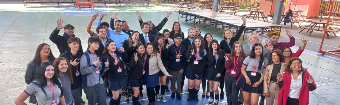 Mes de la Solidaridad: voces de nuestros colaboradores