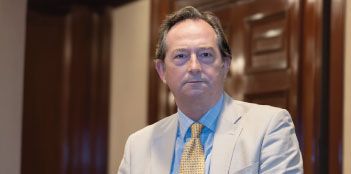 Nicholas Hopton y el conflicto de Medio Oriente